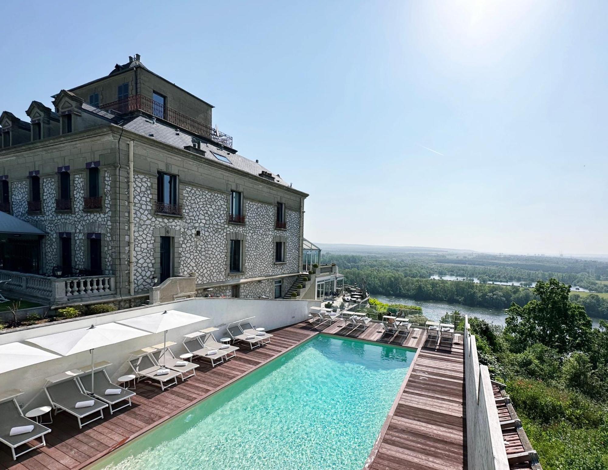 Domaine De La Corniche Hotell Rolleboise Exteriör bild